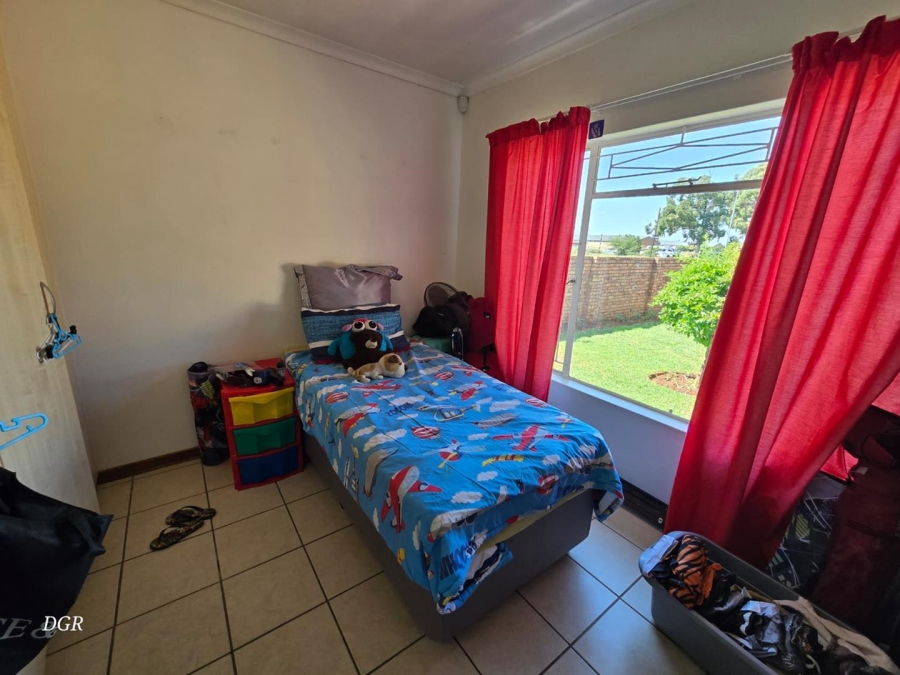 2 Bedroom Property for Sale in Riviera Northern Cape